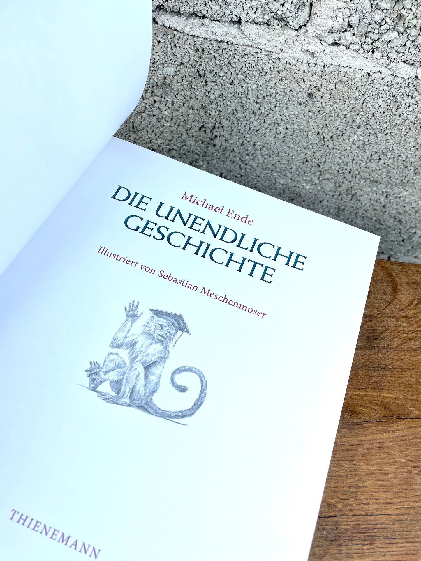 Ledereinband Kunstbuchbindung – Unikat der "Unendlichen Geschichte"