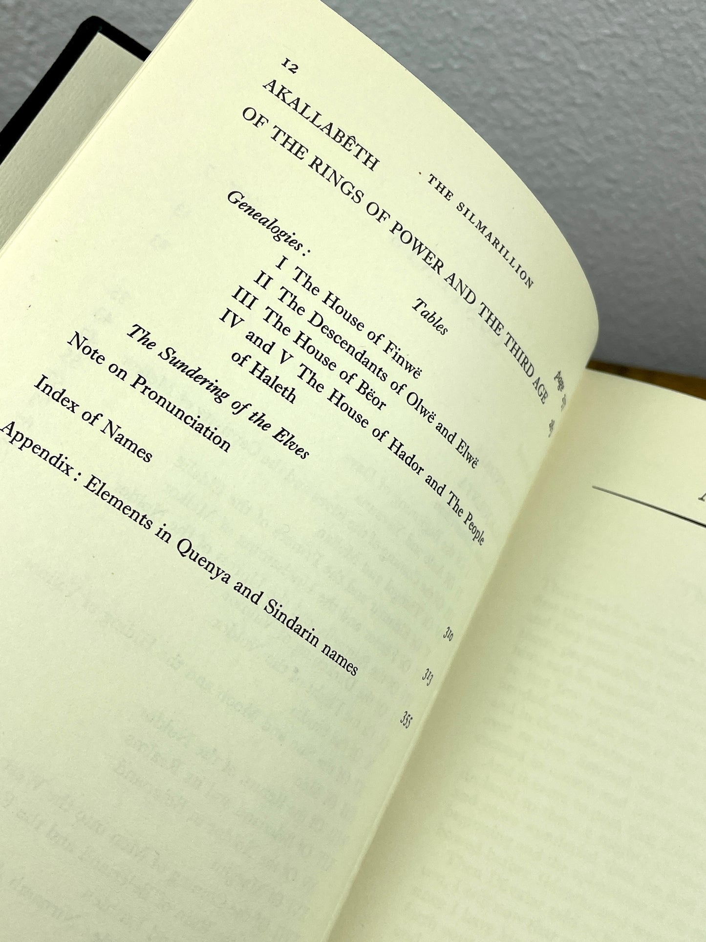 J.R.R. Tolkien – The Silmarillion (1977 Edition) – Handgebundene Unikat-Neubindung