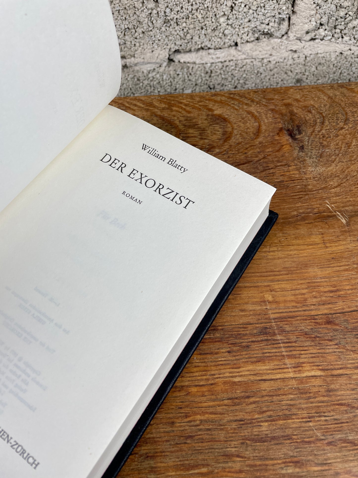 Düstere Klassiker-Edition: Der Exorzist in Leder gebunden