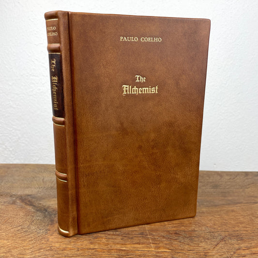 The Alchemist – Handgebundene Sammleredition in braunem Leder