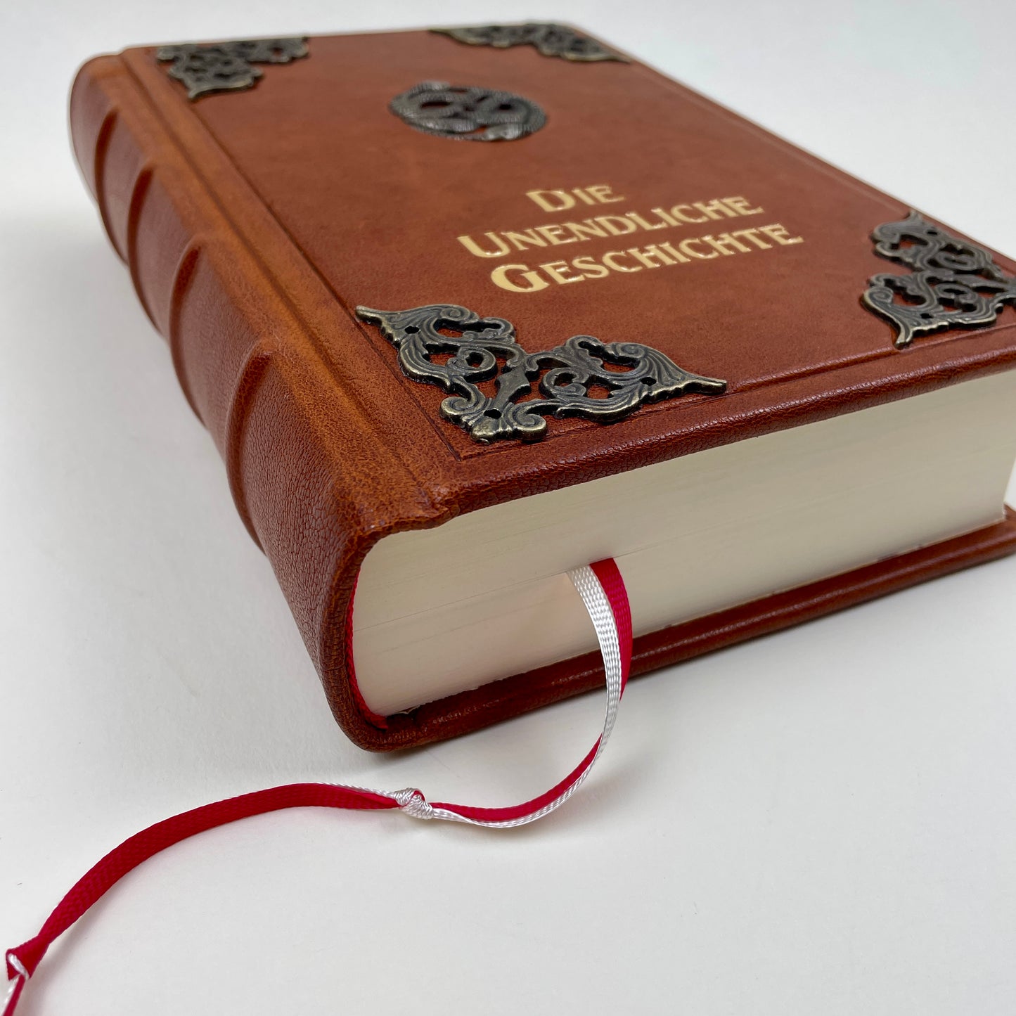 Michael Ende „Die Unendliche Geschichte“ – Handgefertigter Ledereinband / Replikat aus 79er Erstaugabe